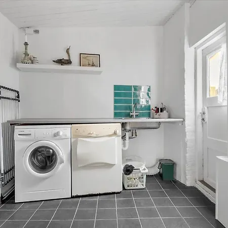 Feriehus 4011-stege-klintevej-64 *